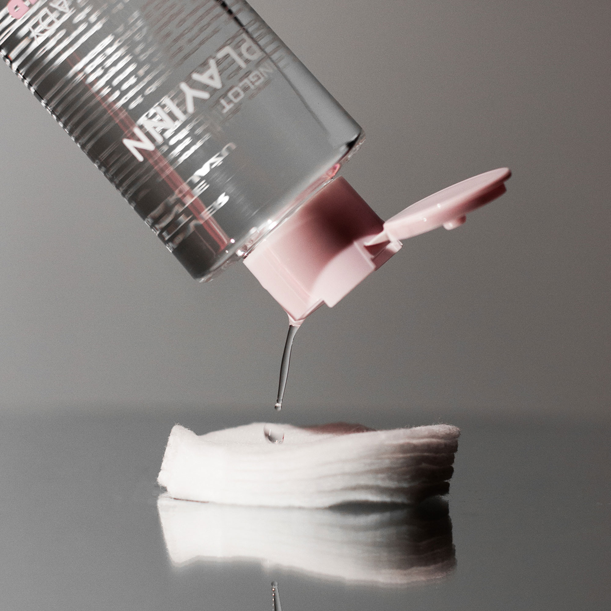 Средство для снятия макияжа с лица Playinn Skin Ready Makeup Remover купить в VISAGEHALL