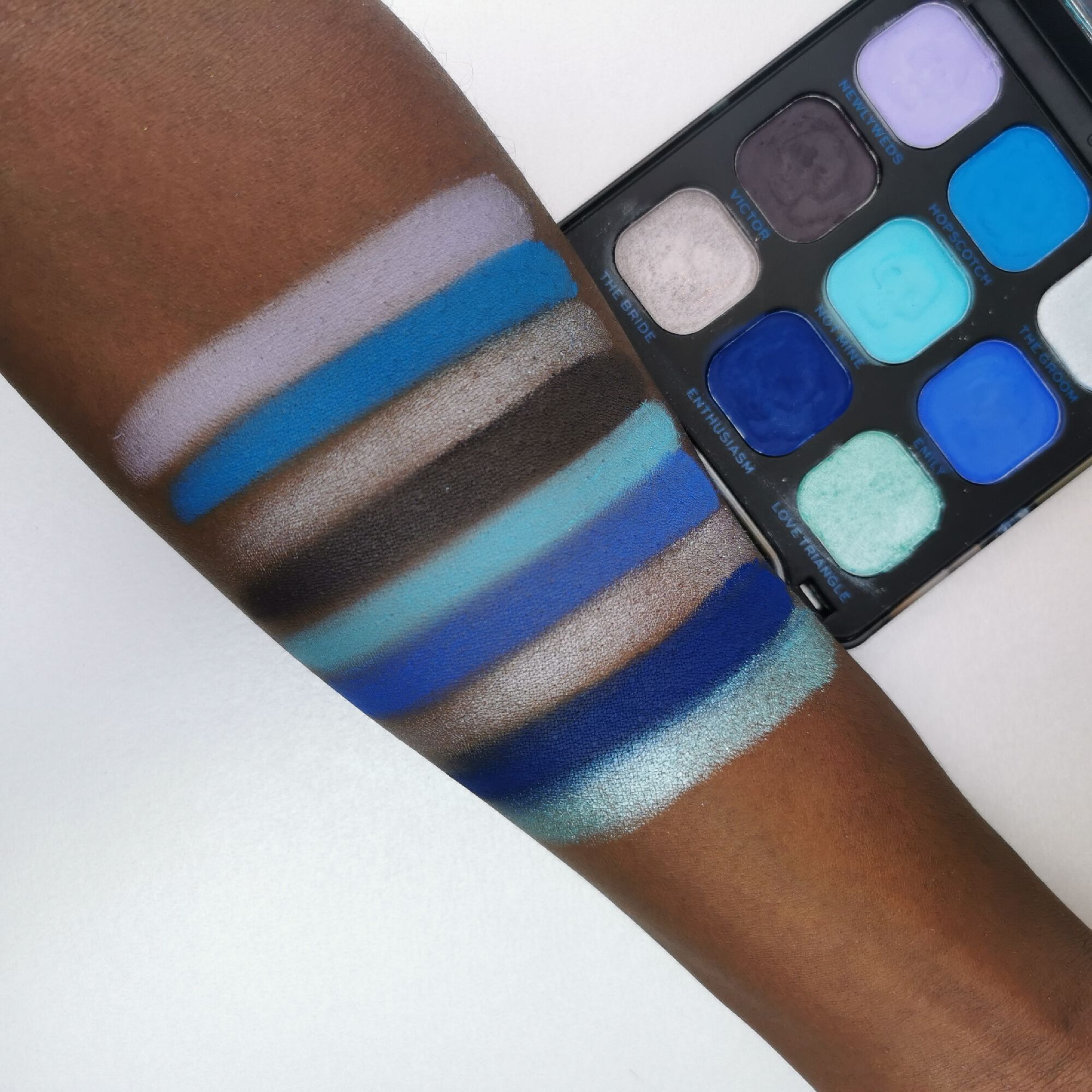 Палетка теней для век The Newly Weds Corpse Bride купить в VISAGEHALL