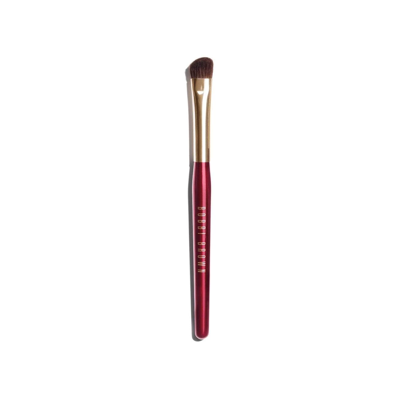 Кисть косметическая Angle Eye Shadow Brush Travel size купить в VISAGEHALL