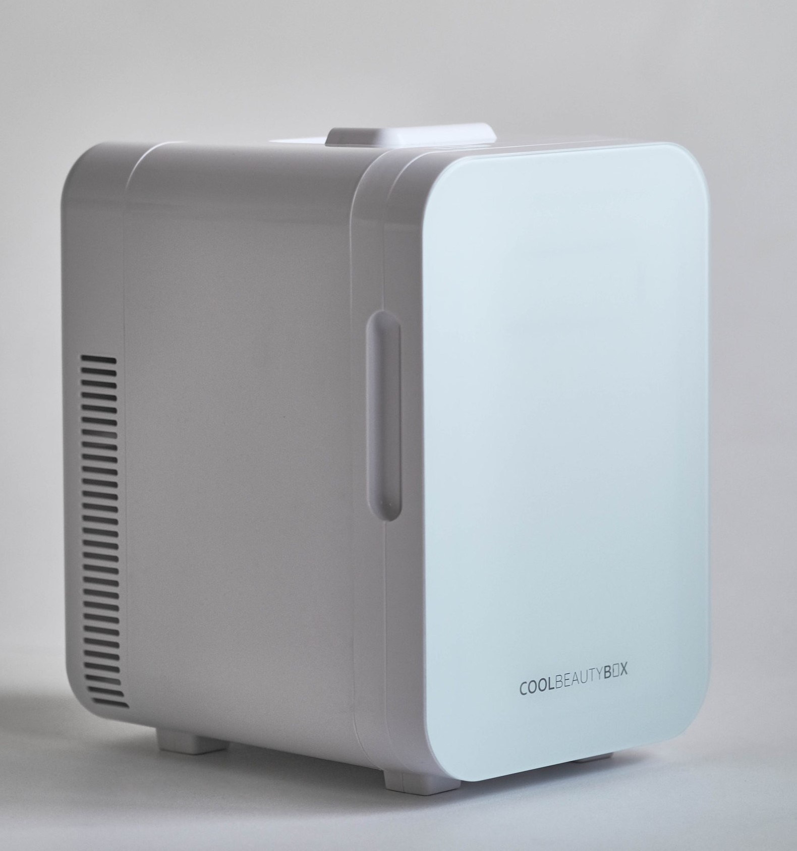 Мини-холодильник Lux Box Brilliant  купить в VISAGEHALL