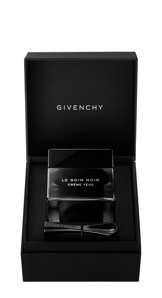 Крем для кожи вокруг глаз комплексный Le Soin Noir купить в VISAGEHALL