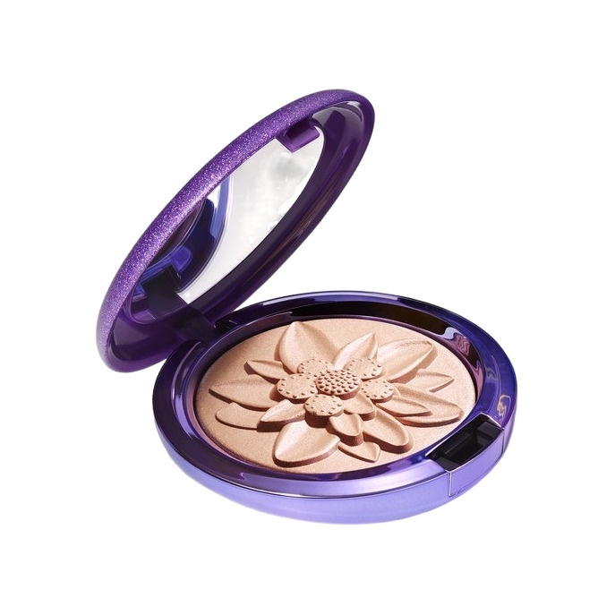 Пудра компактная с эффектом сияния Extra Dimension Skinfinish Limit