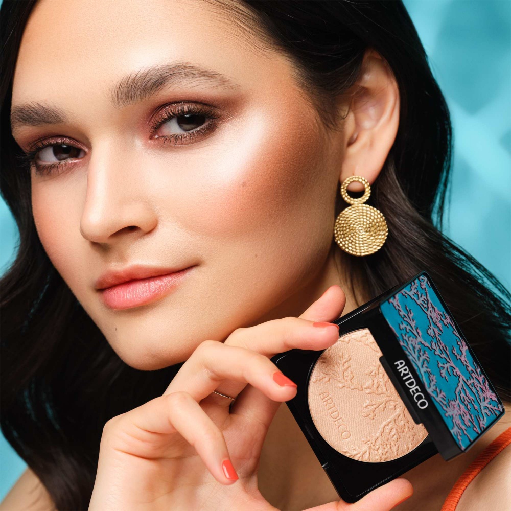 Хайлайтер бронзирующий Glow Bronzer купить в VISAGEHALL