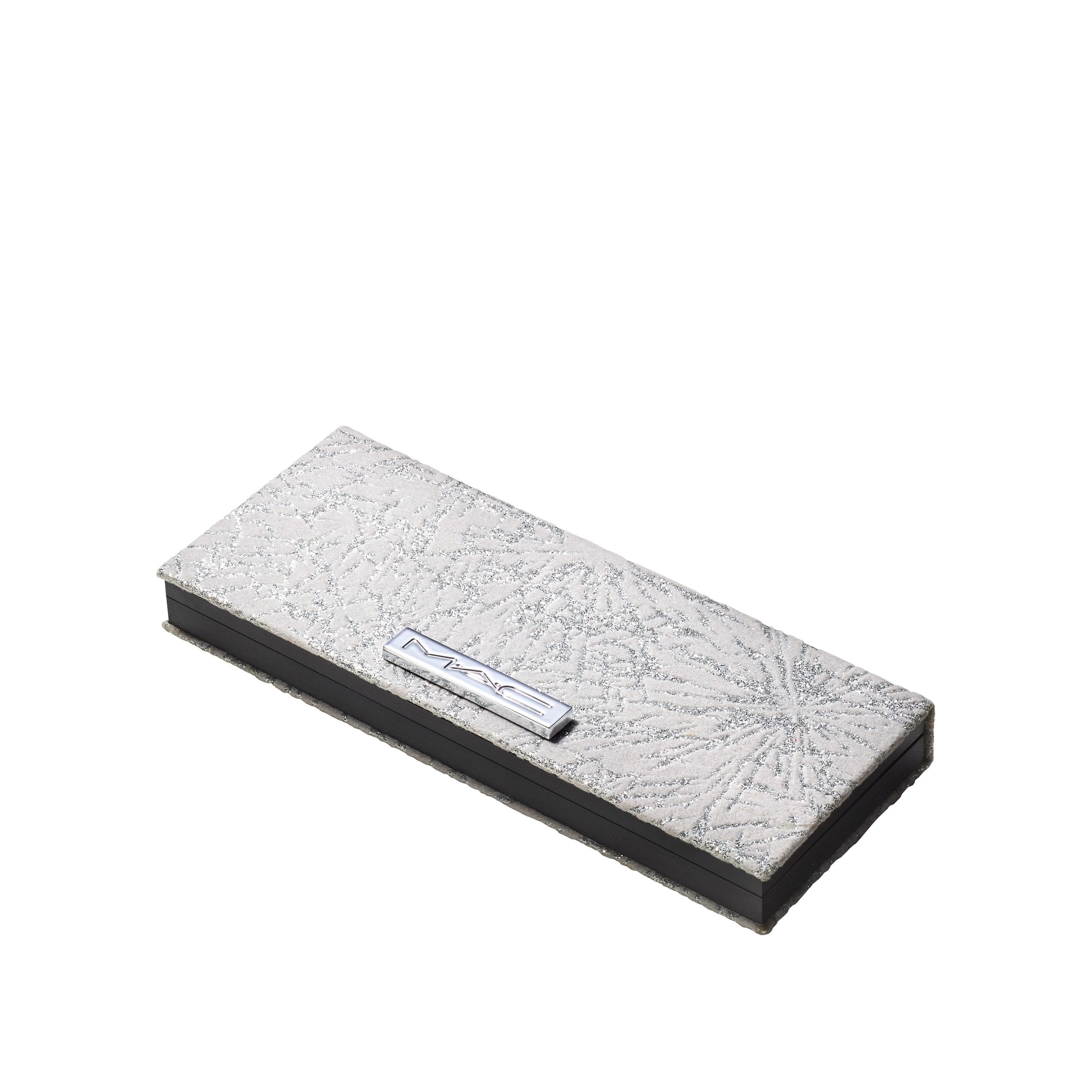 ПАЛЕТКА ДЛЯ ЛИЦА FLASHING ICE EXTRA DIMENSION TRIO LIGHT купить в VISAGEHALL