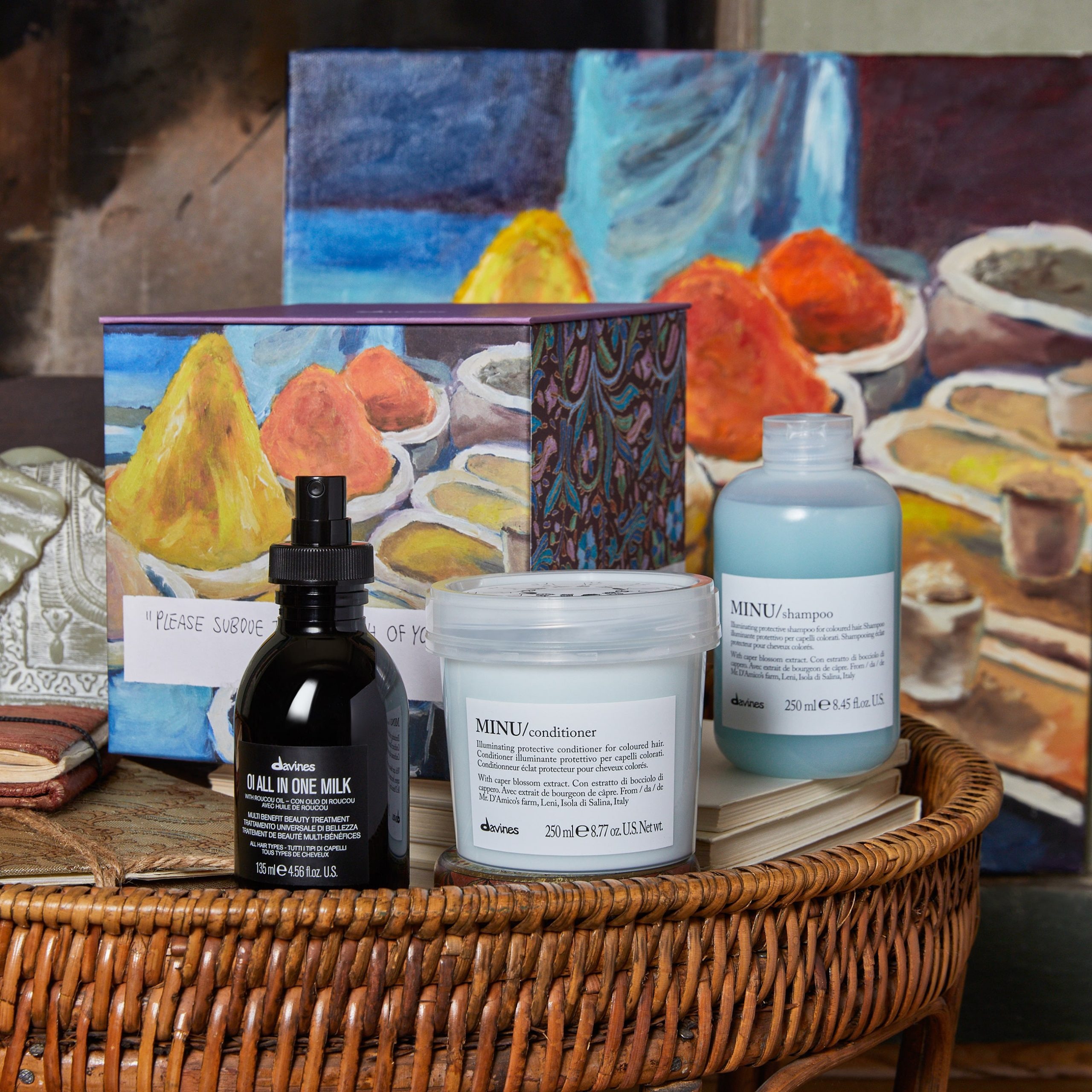 Набор: шампунь+кондиционер+молочко Minu купить в VISAGEHALL