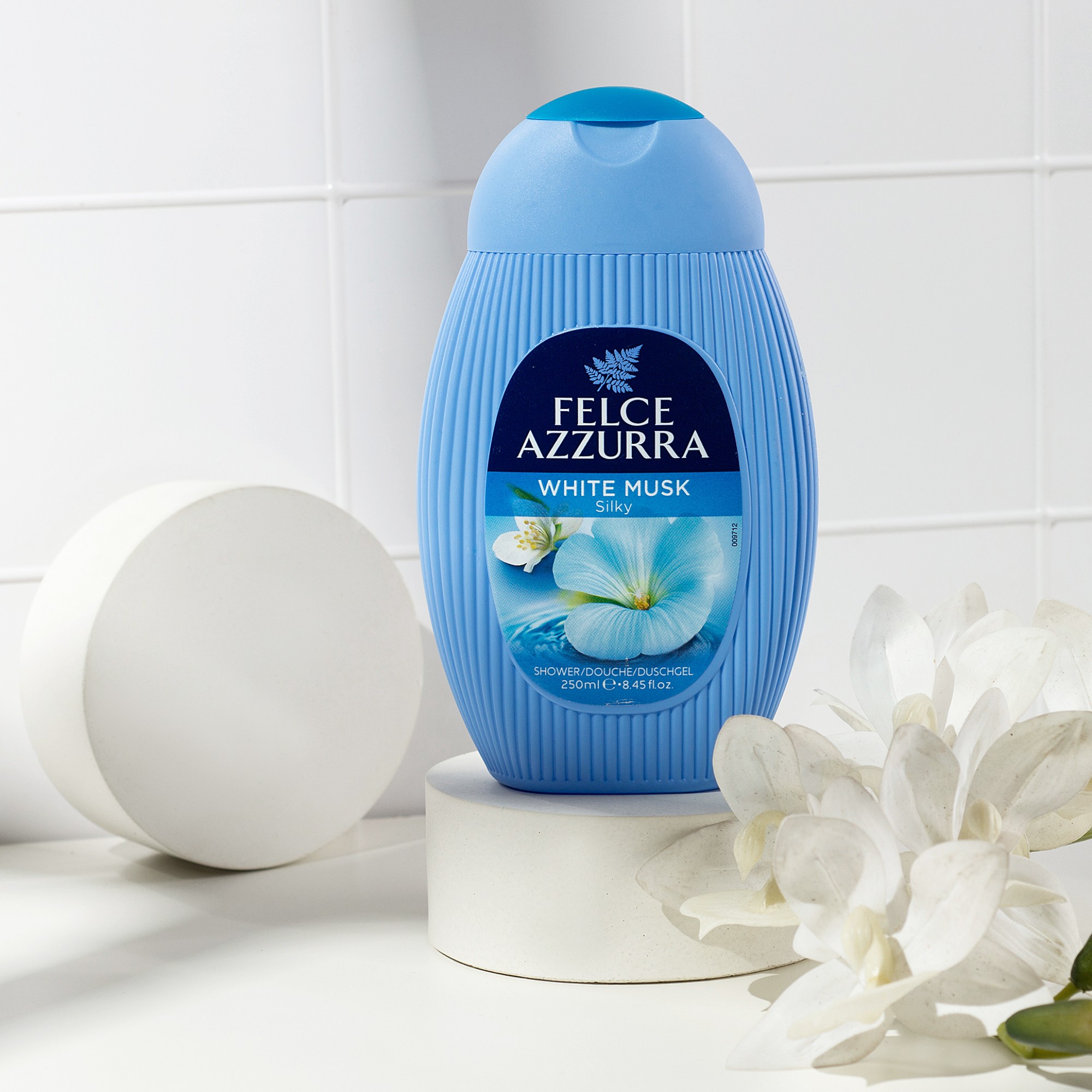 Гель для душа White Musk купить в VISAGEHALL