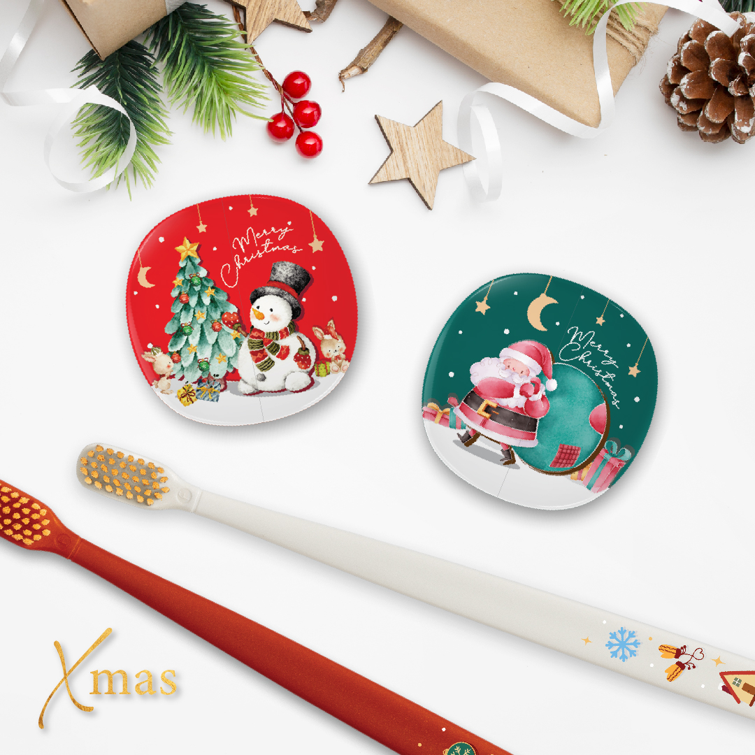 Набор из лимитированной новогодней сери «Xmas» 2 щетки белая + красная купить в VISAGEHALL