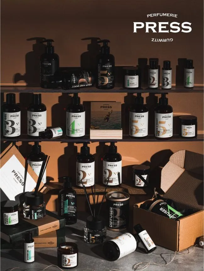 Набор: шампунь, гель для душа, жидкое мыло №5 купить в VISAGEHALL