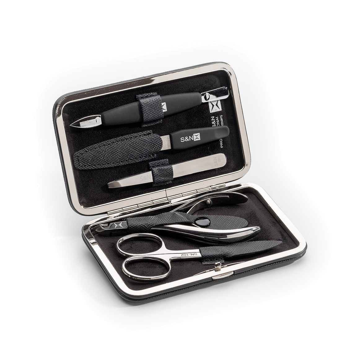 Набор для маникюра в черном чехле купить в VISAGEHALL