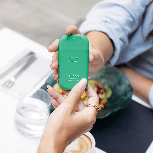 Очищающий и увлажняющий спрей для рук Утренняя роса купить в VISAGEHALL