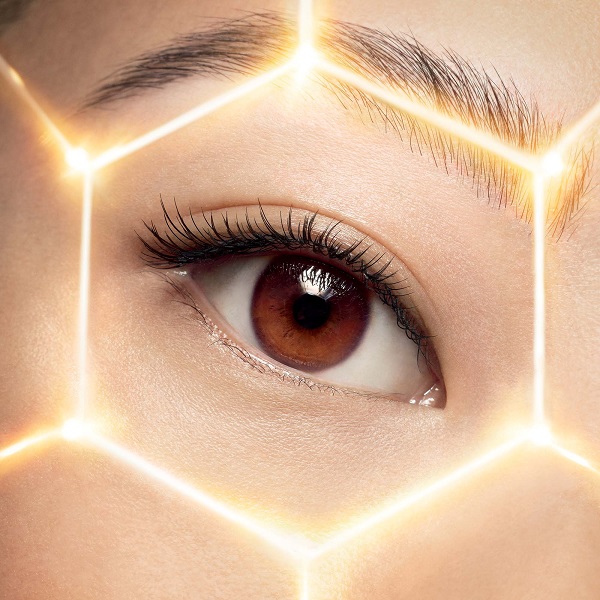 Сыворотка восстанавливающая для кожи вокруг глаз Abeille Royale купить в VISAGEHALL