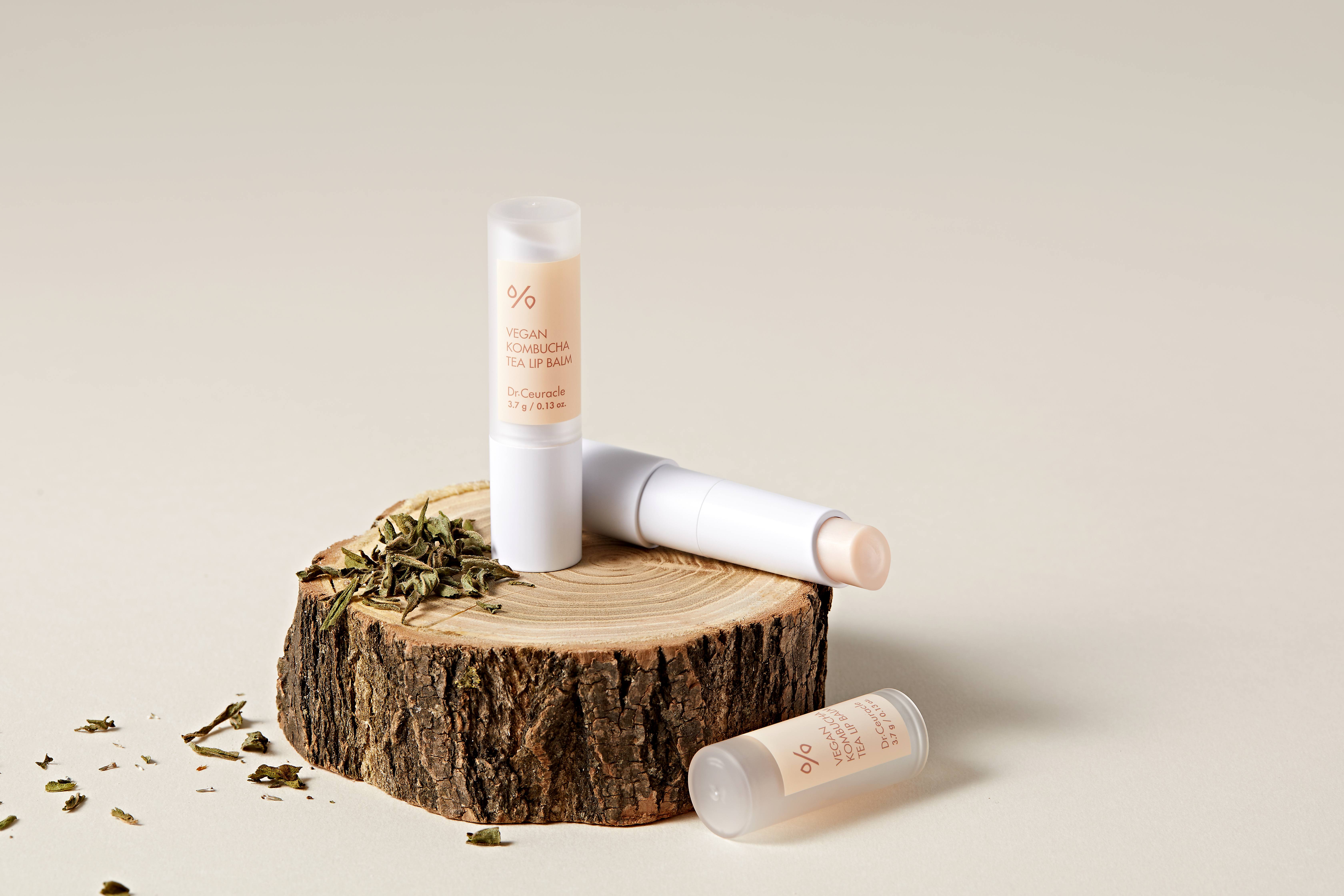 Бальзам для губ веганский с чаем комбуча купить в VISAGEHALL