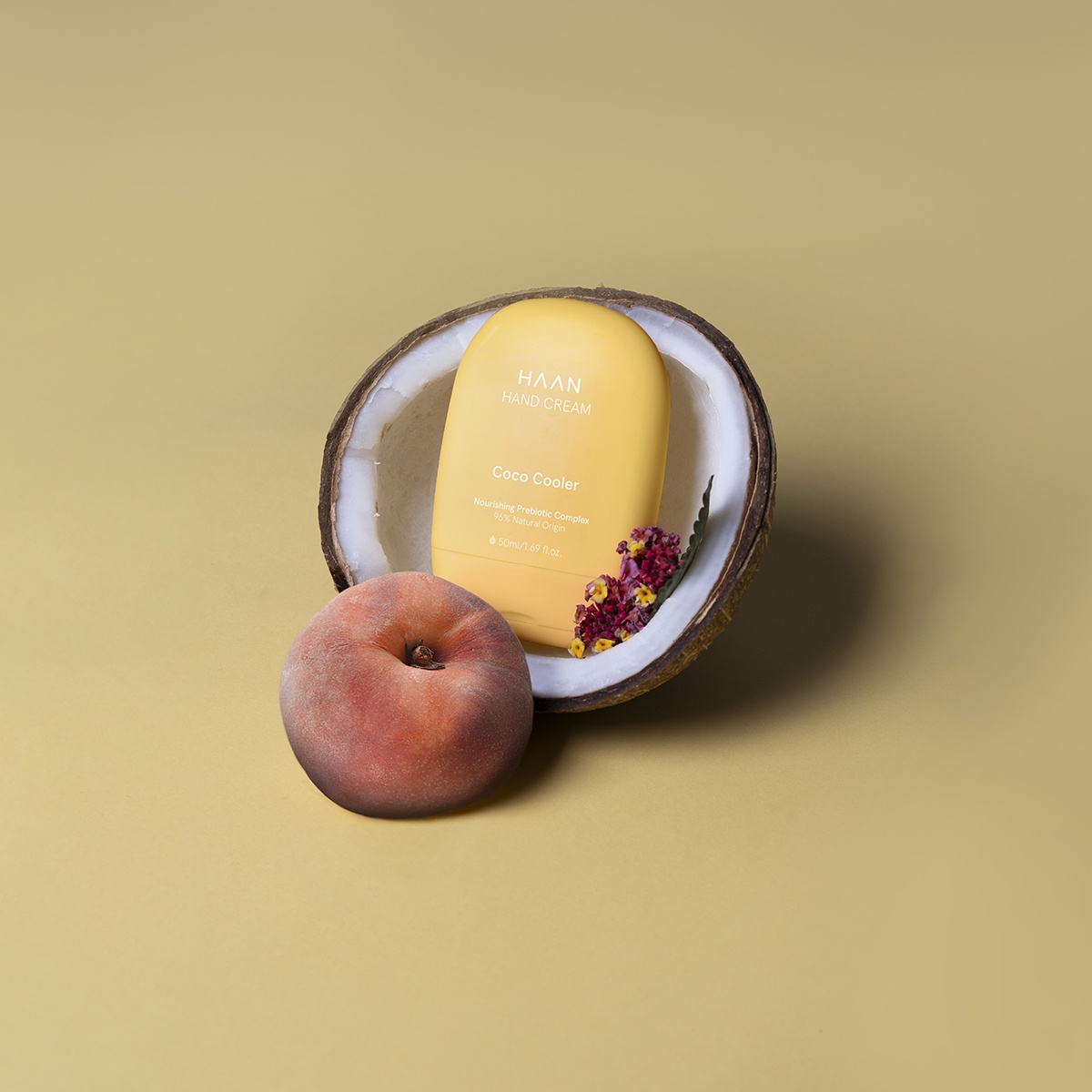 Крем для рук с пребиотиками Освежающий кокос купить в VISAGEHALL