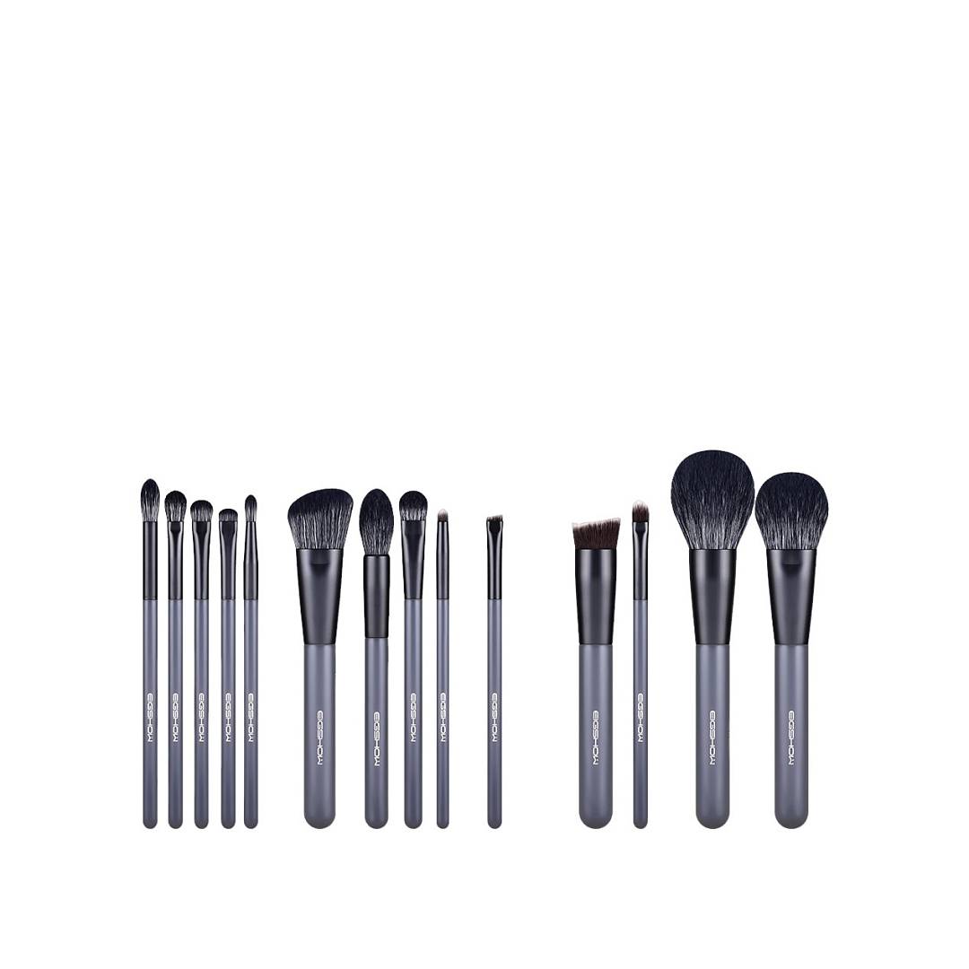 Набор кистей профессиональный в сером цвете